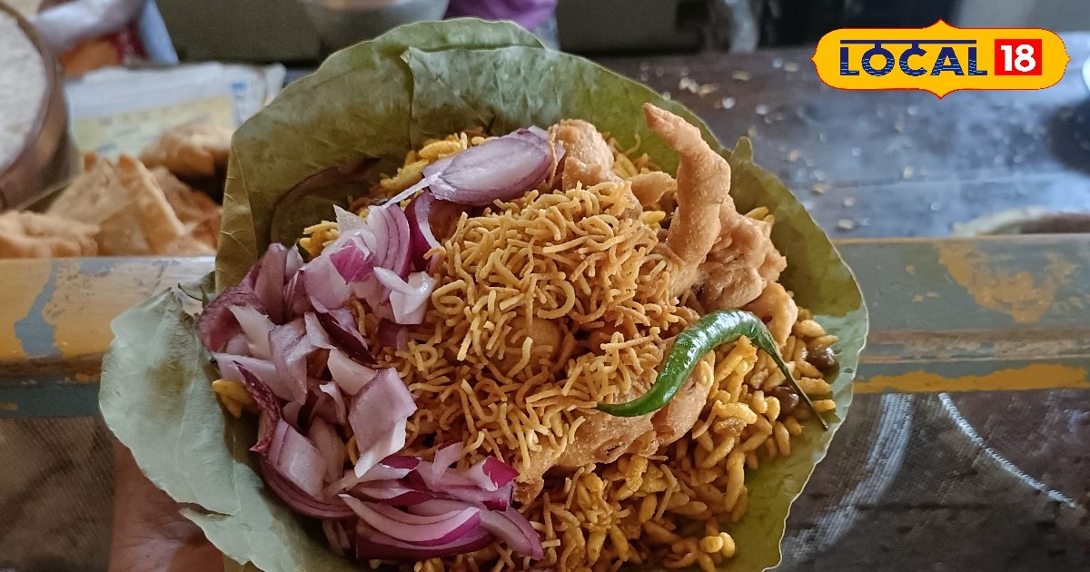 People are crazy about Ghugni Mudhi, the most famous breakfast of Santhal Pargana at this shop in Godda. – News18 हिंदी